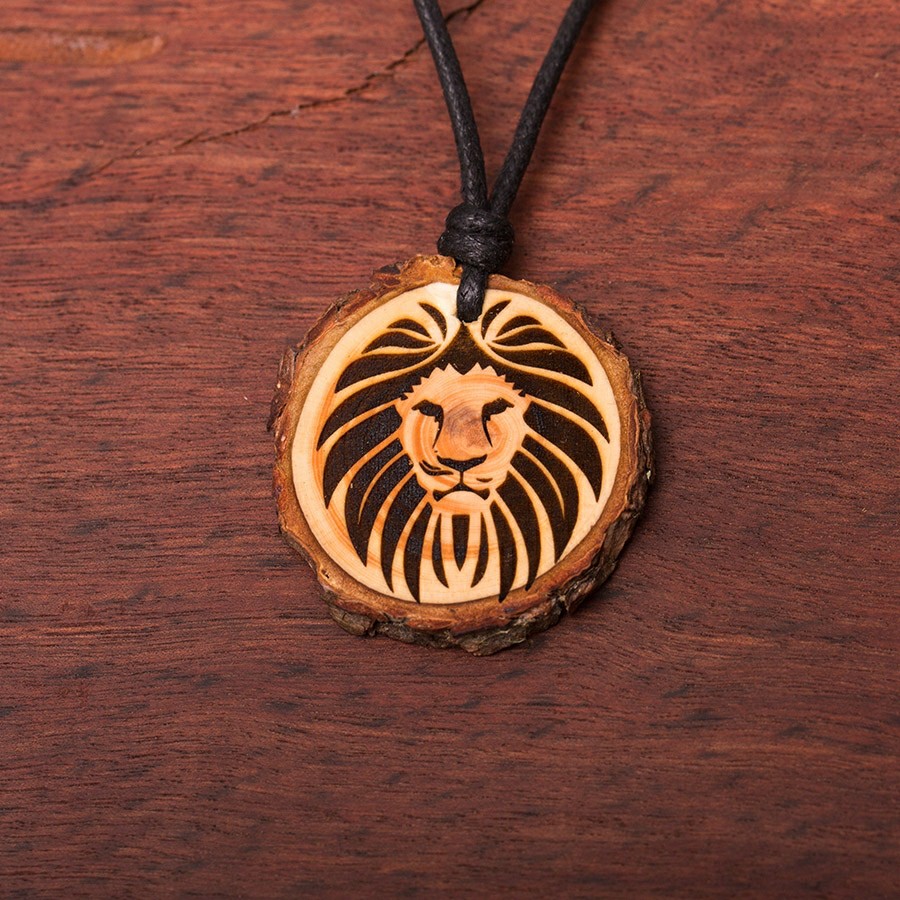 Löwe Kette Holzschmuck aus Naturholz