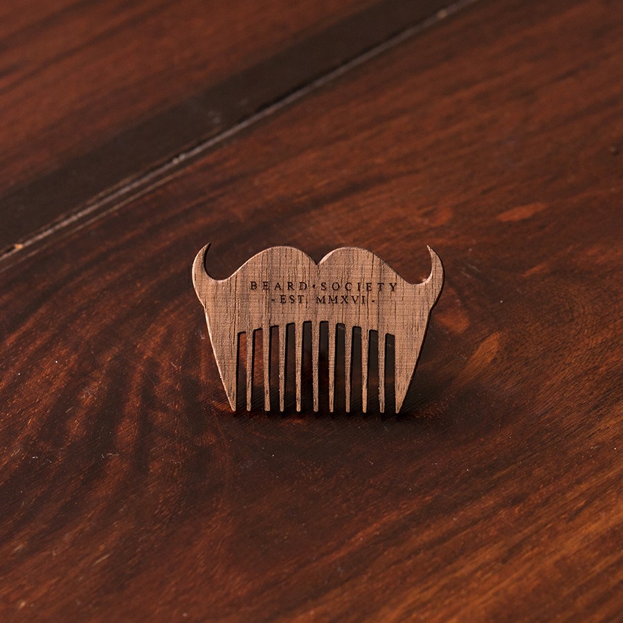 Little Mustache Lifestyle Holzschmuck aus Naturholz