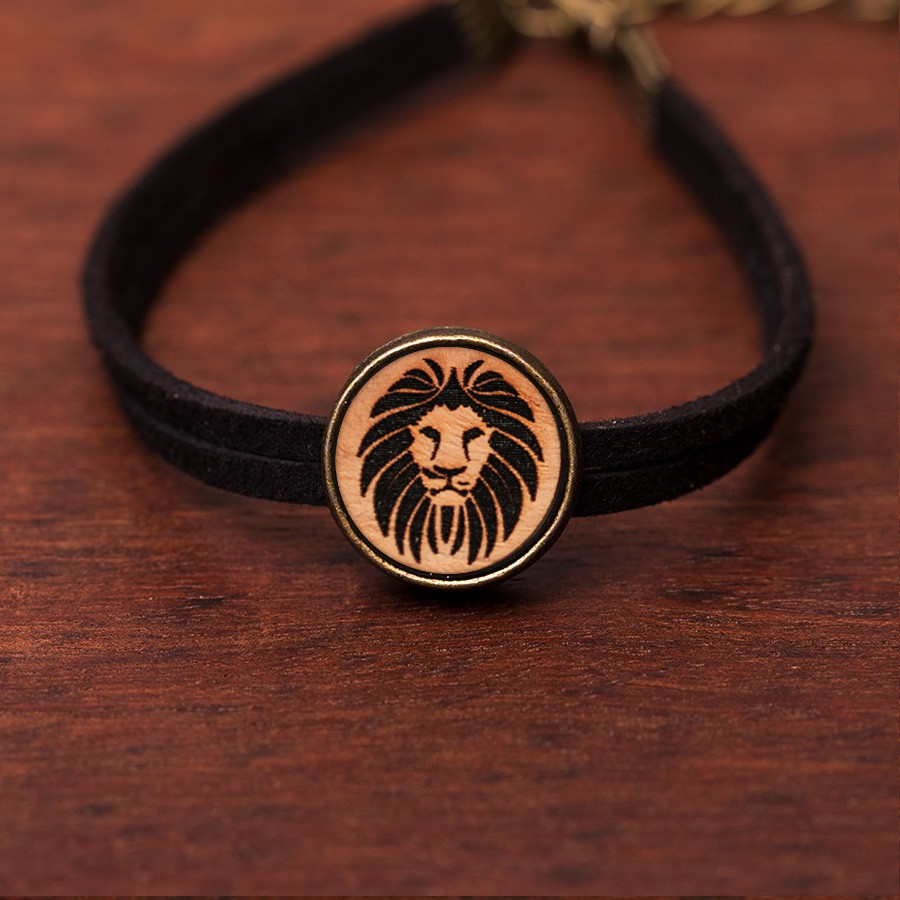 Löwe Armkette Holzschmuck aus Naturholz