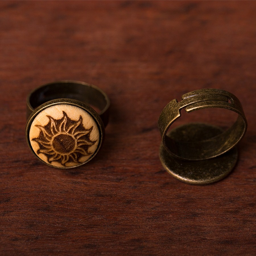 Sonne Ring Holzschmuck aus Naturholz