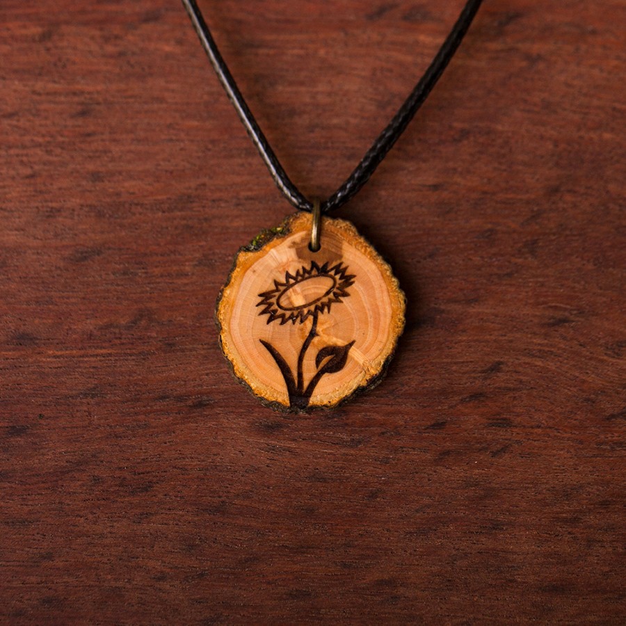 Vegan Blume Kette Holzschmuck aus Naturholz