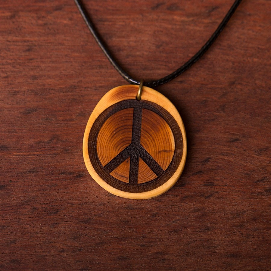 Peace Kette Holzschmuck aus Naturholz