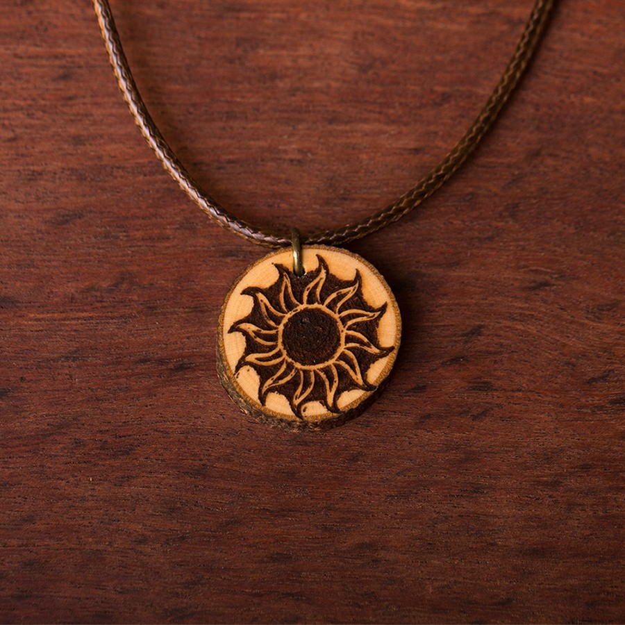 Sonne Kette Holzschmuck aus Naturholz