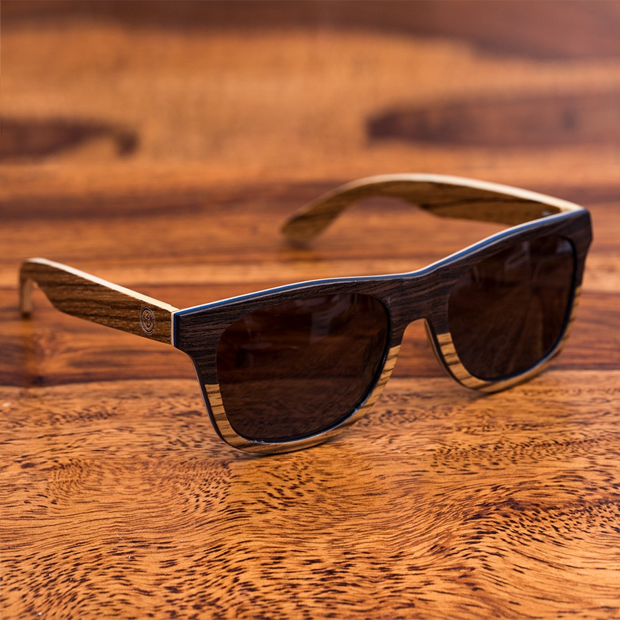 Double Trouble Lifestyle Sonnenbrille aus Holz von Davy Jones