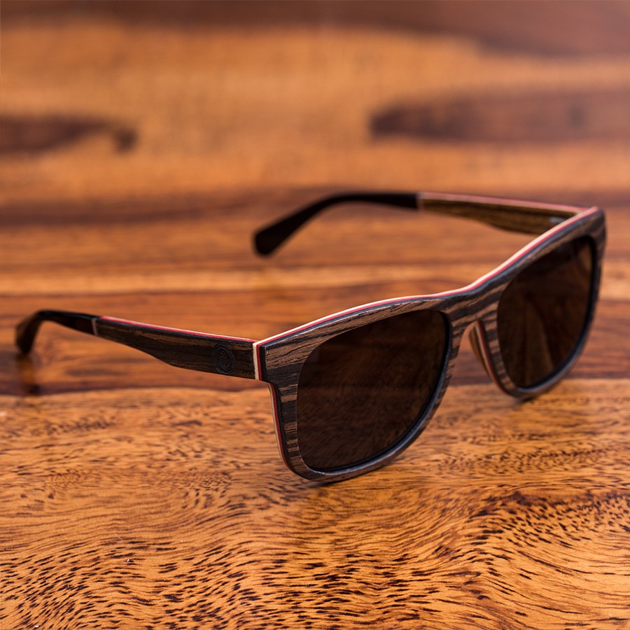 Elegance Lifestyle Sonnenbrille aus Holz von Davy Jones
