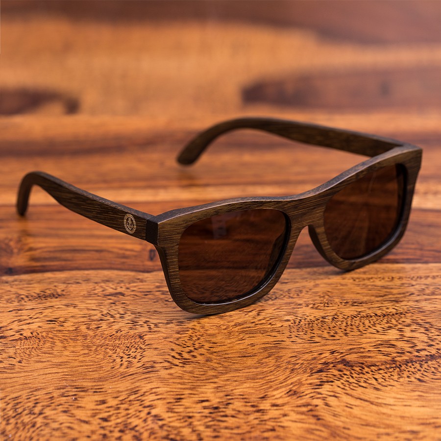 Brown Bamboo Lifestyle Sonnenbrille aus Holz von Davy Jones