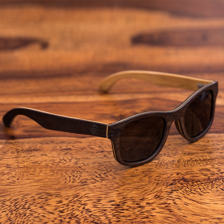 Little Brownie Lifestyle Sonnenbrille aus Holz von Davy Jones