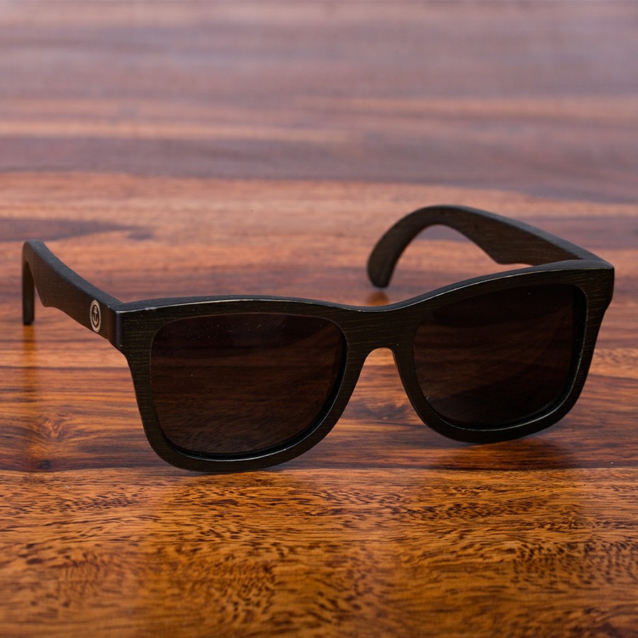 No.1 Black Bamboo Lifestyle Sonnenbrille aus Holz von Davy Jones