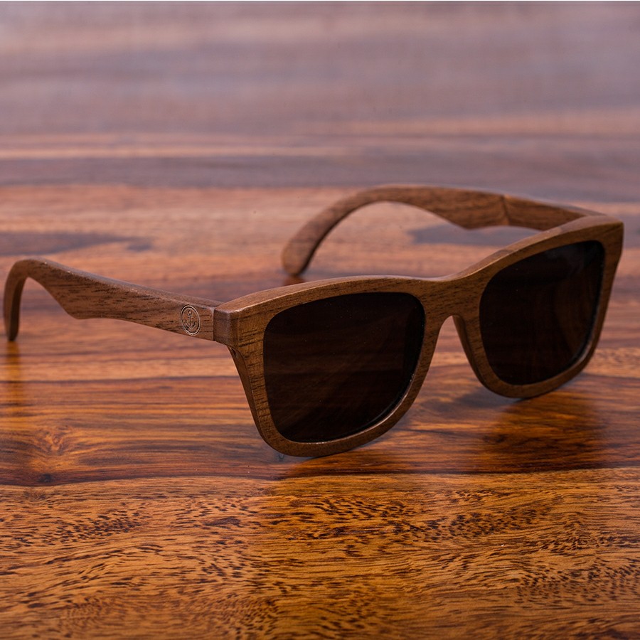 No.1 Walnut Lifestyle Sonnenbrille aus Holz von Davy Jones