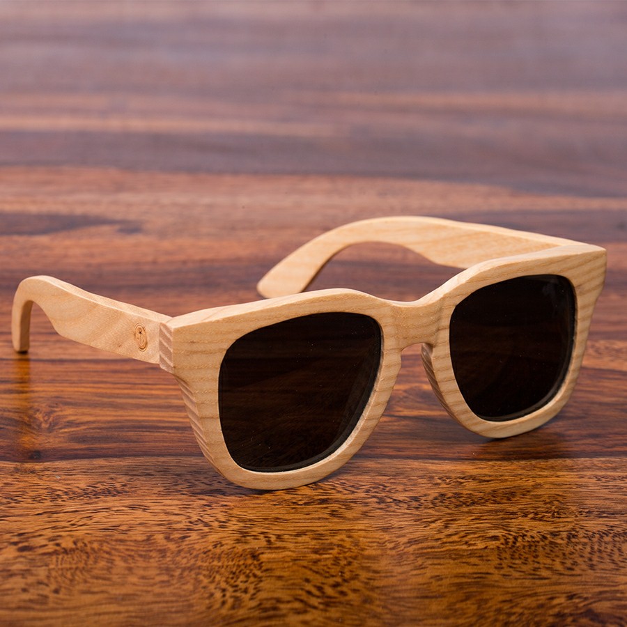 Special D Lifestyle Sonnenbrille aus Holz von Davy Jones