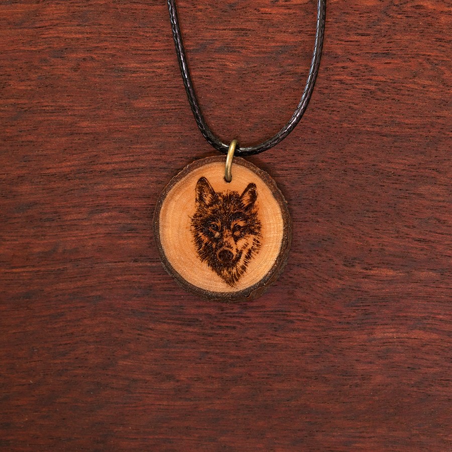 Wolf 2 Kette Holzschmuck aus Naturholz