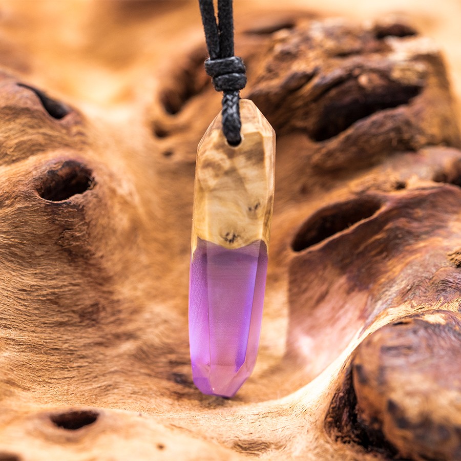 Epoxid Kristall 3382 Holz Kristall aus Holz und Harz / Resin, Schmuck / Halsketten