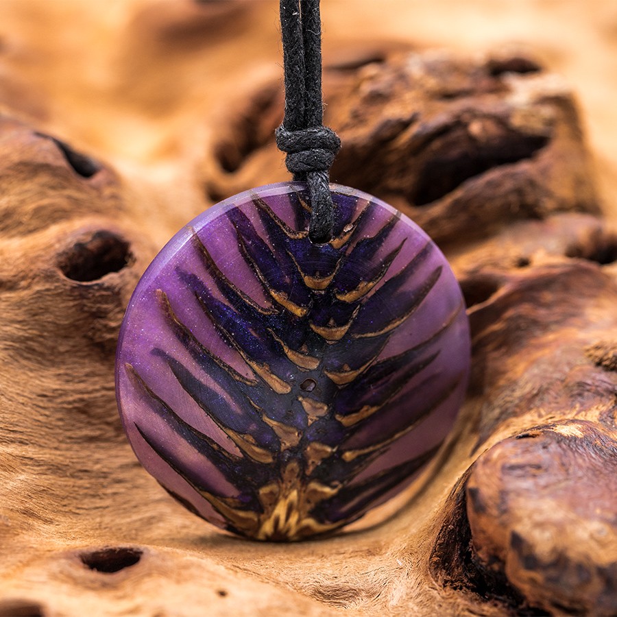 Epoxid Kristall 3420 Holz Kristall aus Holz und Harz / Resin, Schmuck / Halsketten