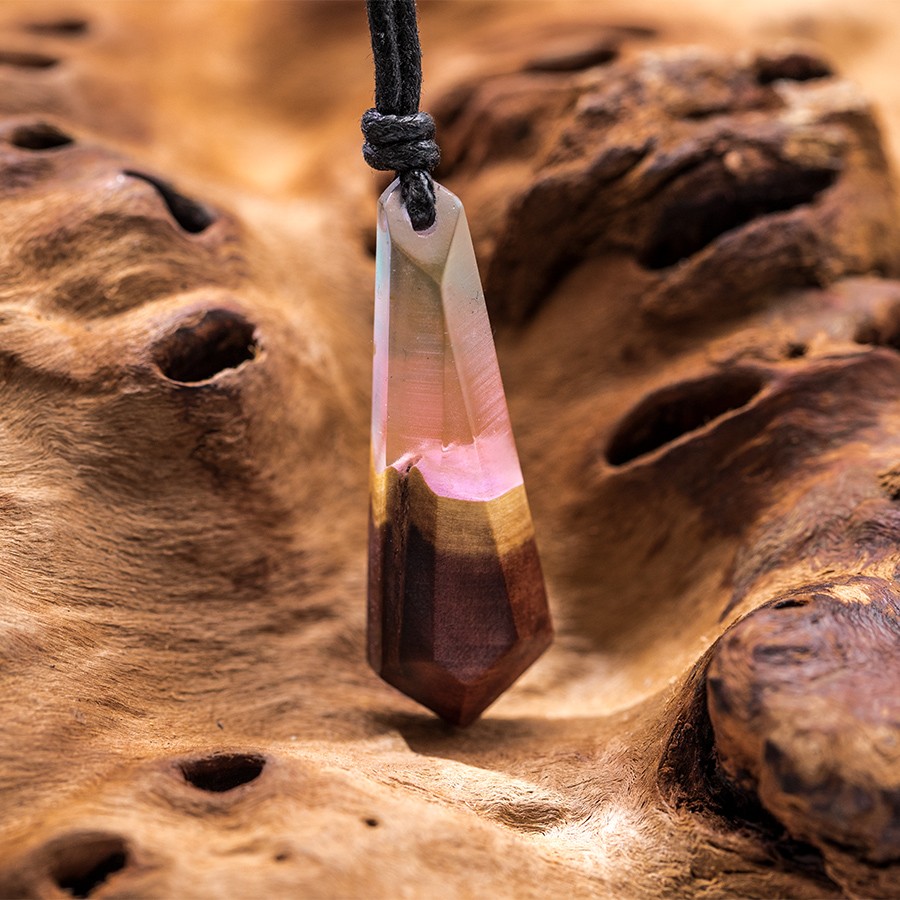 Epoxid Kristall 3825 Holz Kristall aus Holz und Harz / Resin, Schmuck / Halsketten