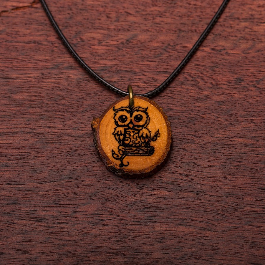 Eule Kette Holzschmuck aus Naturholz