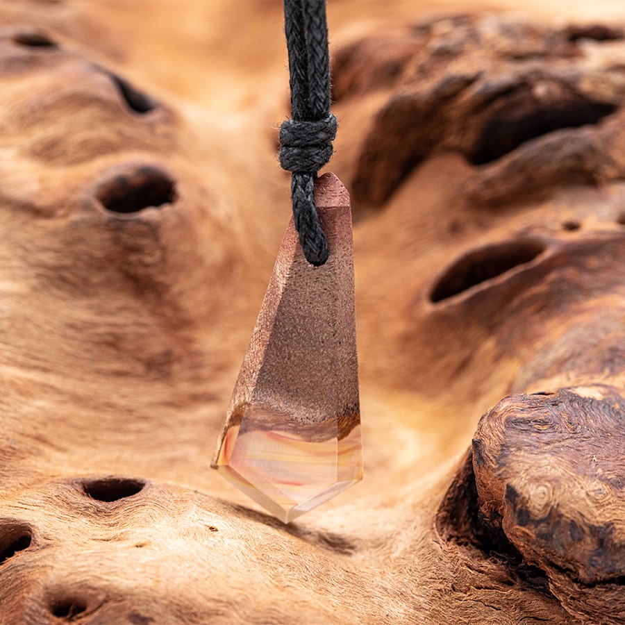 Epoxid Kristall 4073 Holz Kristall aus Holz und Harz / Resin, Schmuck / Halsketten