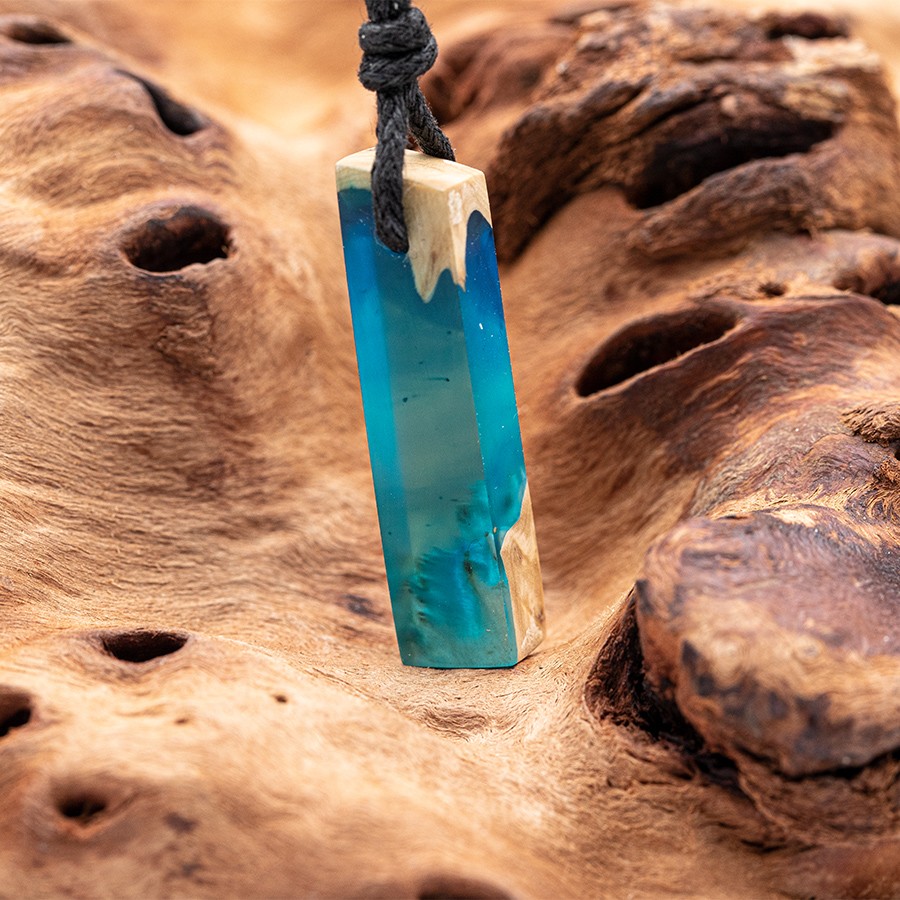 Epoxid Kristall 4081 Holz Kristall aus Holz und Harz / Resin, Schmuck / Halsketten
