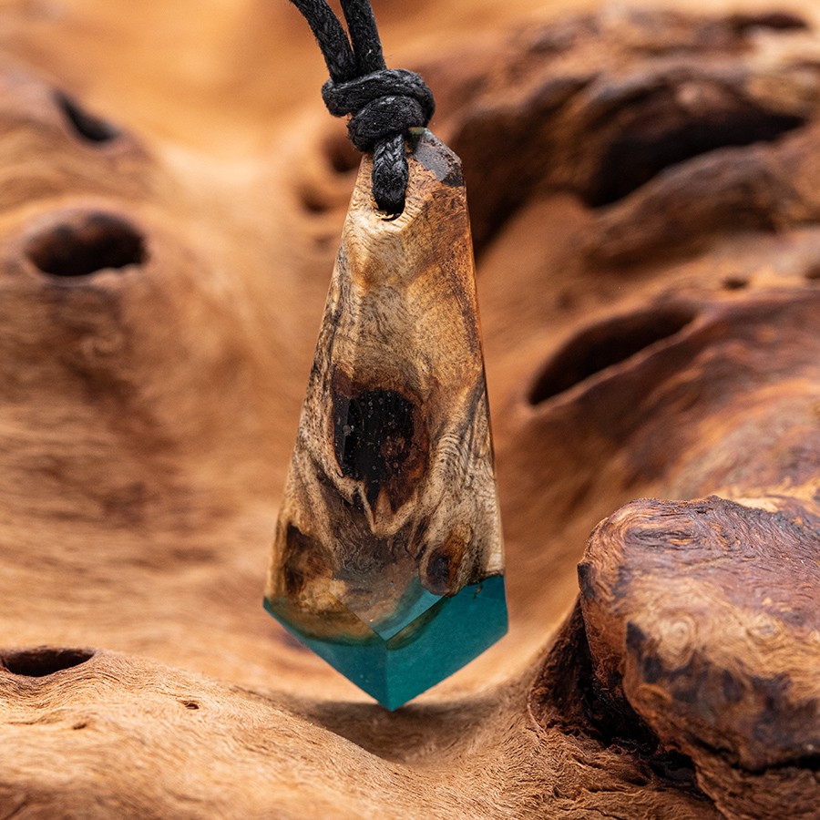 Epoxid Kristall 4328 Holz Kristall aus Holz und Harz / Resin, Schmuck / Halsketten