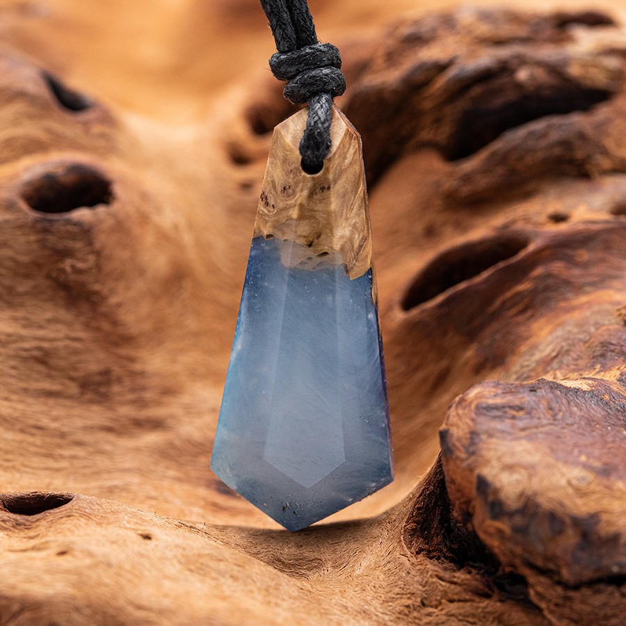 Epoxid Kristall 4332 Holz Kristall aus Holz und Harz / Resin, Schmuck / Halsketten