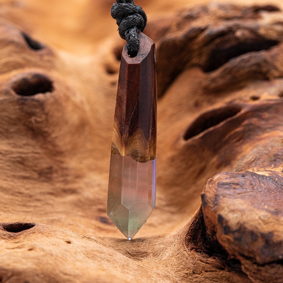 Epoxid Kristall 4357 Holz Kristall aus Holz und Harz / Resin, Schmuck / Halsketten