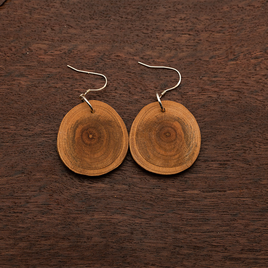 Zwetschge 4915 Ohrringe Holzschmuck aus Naturholz