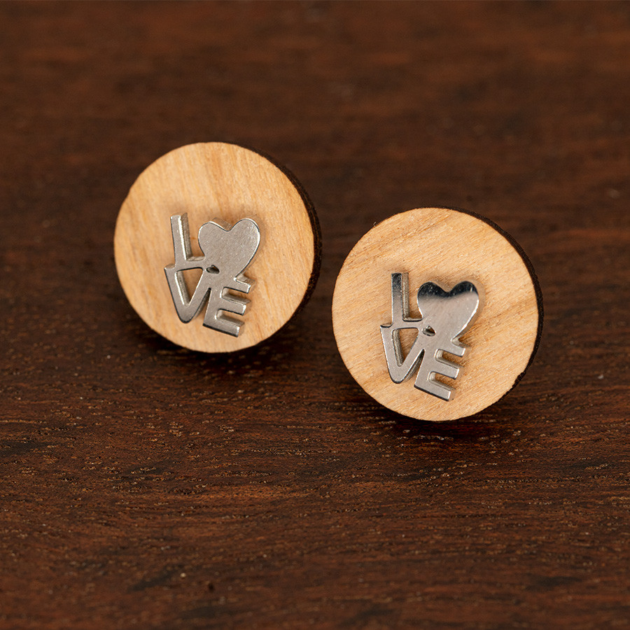 Love Ohrstecker Holzschmuck aus Naturholz