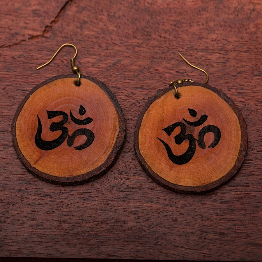 Om Ohrringe Holzschmuck aus Naturholz