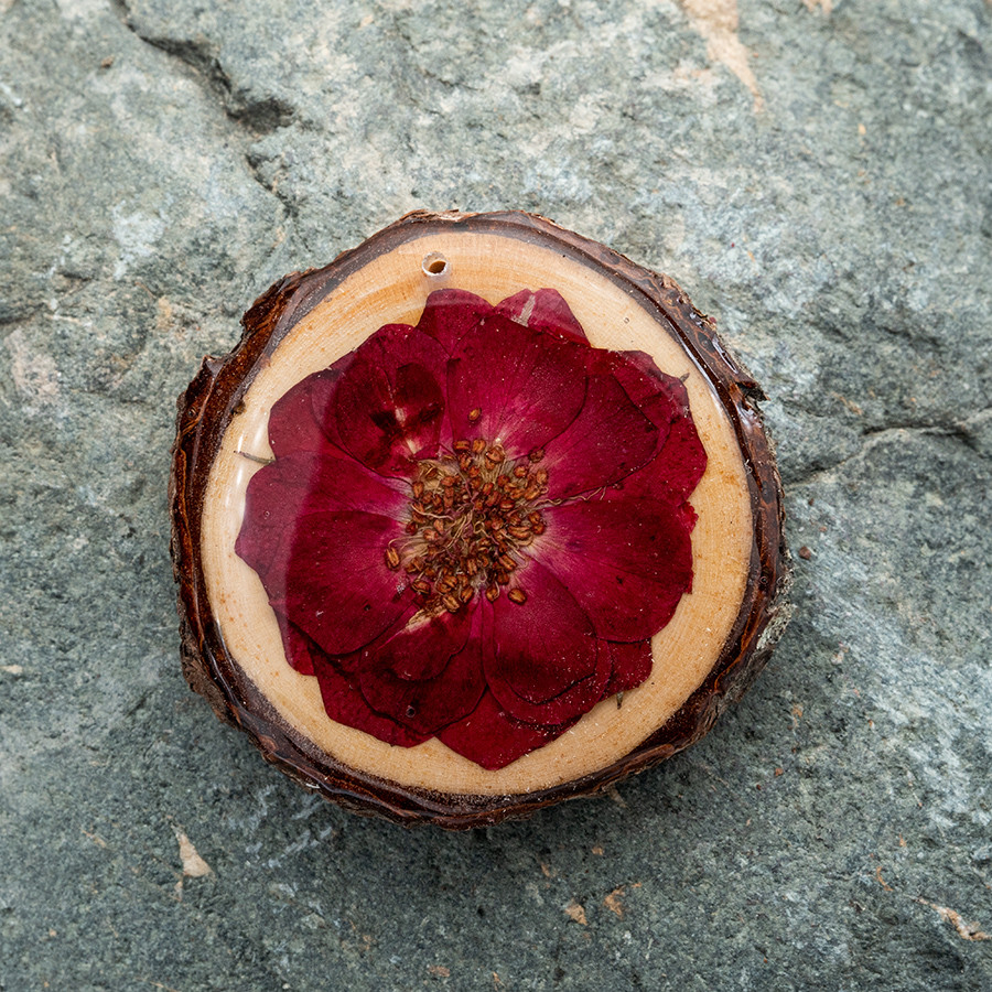 Zirbenblüte 5263 Kette Holzschmuck aus Naturholz