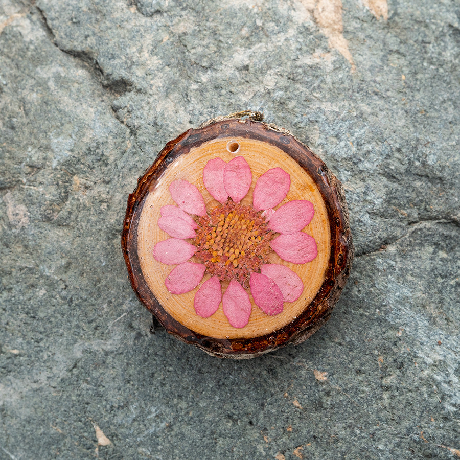 Zirbenblüte 5278 Kette Holzschmuck aus Naturholz