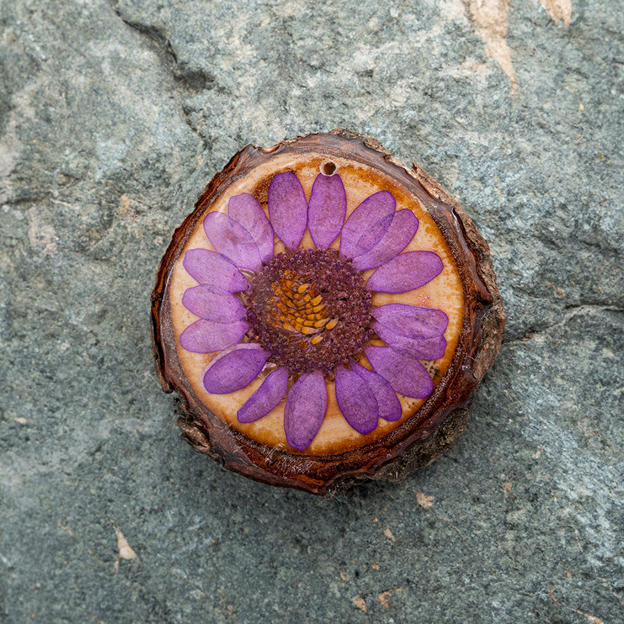Zirbenblüte 5286 Kette Holzschmuck aus Naturholz