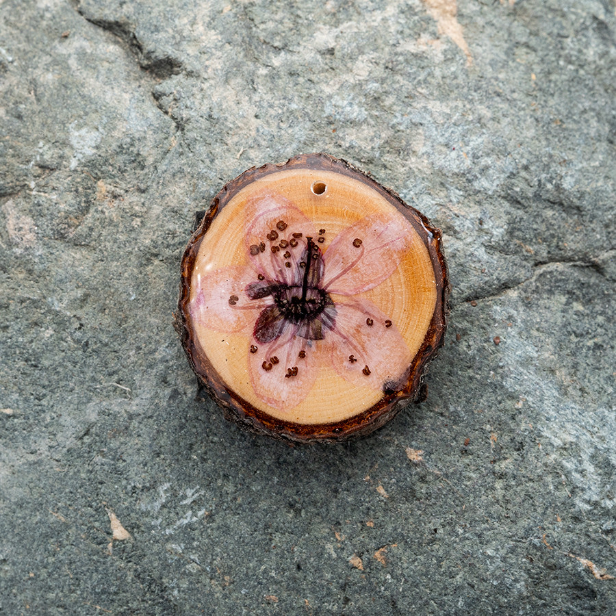 Zirbenblüte 5291 Kette Holzschmuck aus Naturholz