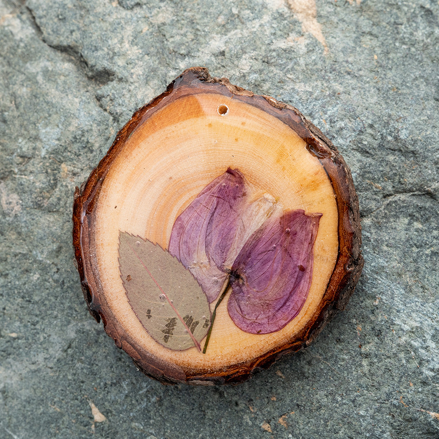 Zirbenblüte 5297 Kette Holzschmuck aus Naturholz