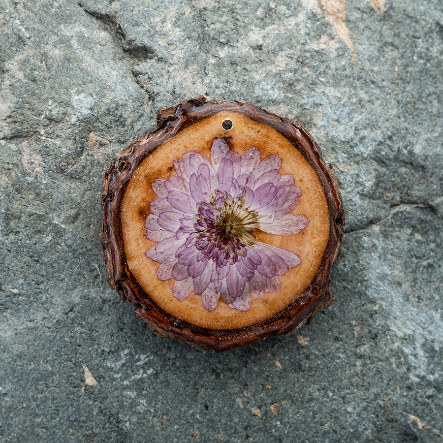 Zirbenblüte 5342 Kette Holzschmuck aus Naturholz